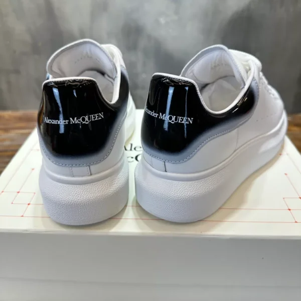 Alexander McQueen Oversized Sneaker - AS58