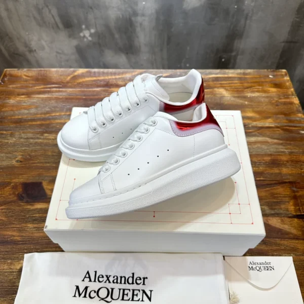 Alexander McQueen Oversized Sneaker - AS59