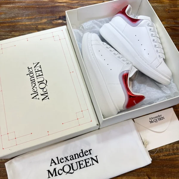 Alexander McQueen Oversized Sneaker - AS59