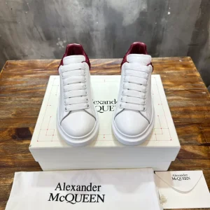 Alexander McQueen Oversized Sneaker - AS60