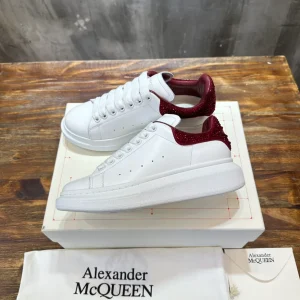 Alexander McQueen Oversized Sneaker - AS60