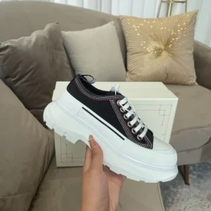 Alexander McQueen Tread Slick Low-top Sneakers - AS50