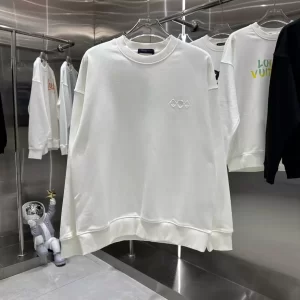 Louis Vuitton Sweatshirt - HL71