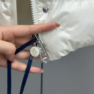 Moncler Barante Hooded Short Down Jacket - MK46