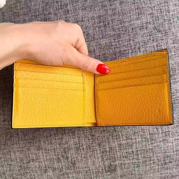 Gucci Neo Vintage GG Supreme Wallet - GW12