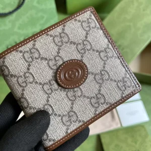 Gucci Wallet With Interlocking G - GW09