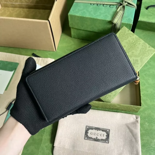 Gucci Zip Around Wallet With Bamboo - GW17