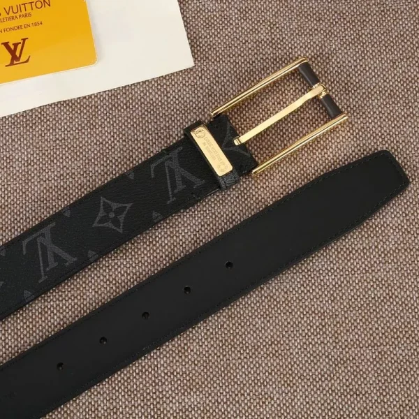 Louis Vuitton Belt - LB65