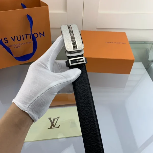 Louis Vuitton Belt - LB79