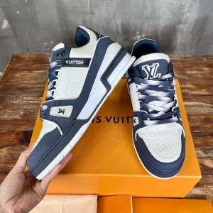 Louis Vuitton Trainer Sneaker In Blue - LS240