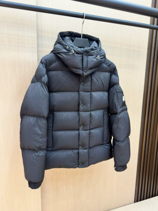 Moncler Down Jacket - MK087