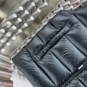 Moncler Down Vest - MK084