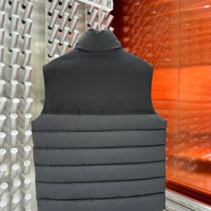 Moncler Down Vest - MK085