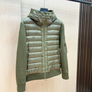 Moncler Jacket - MK077