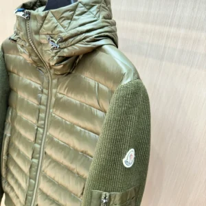 Moncler Jacket - MK077