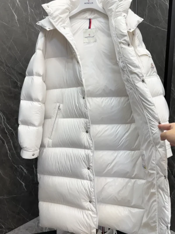 Moncler Jacket - MK080