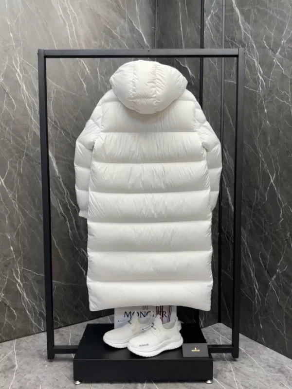 Moncler Jacket - MK080