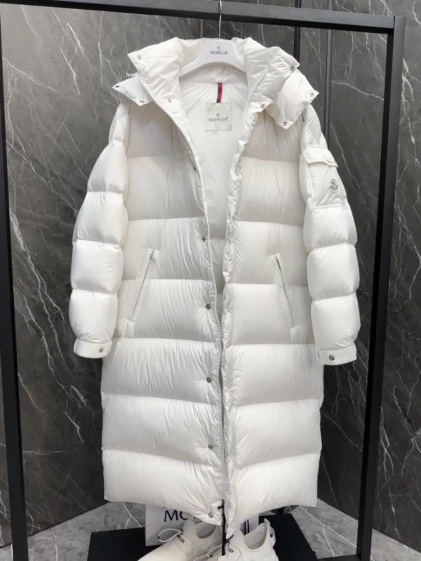 Moncler Jacket - MK080