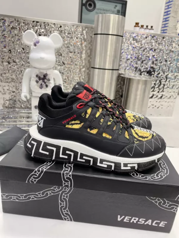 Versace Trigreca Barocco Print Sneakers - VES08