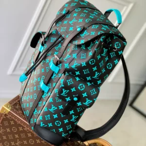 Louis Vuitton Christopher MM Backpack - LP31