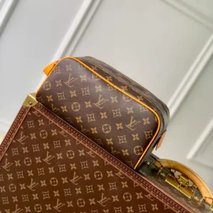 Louis Vuitton Dopp Kit Monogram Macassar Canvas - LCP03