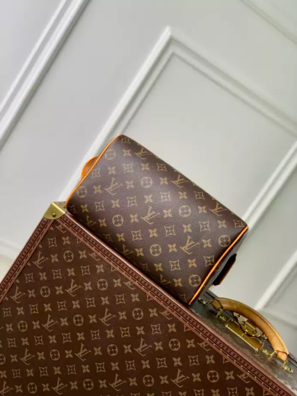 Louis Vuitton Dopp Kit Monogram Macassar Canvas - LCP03