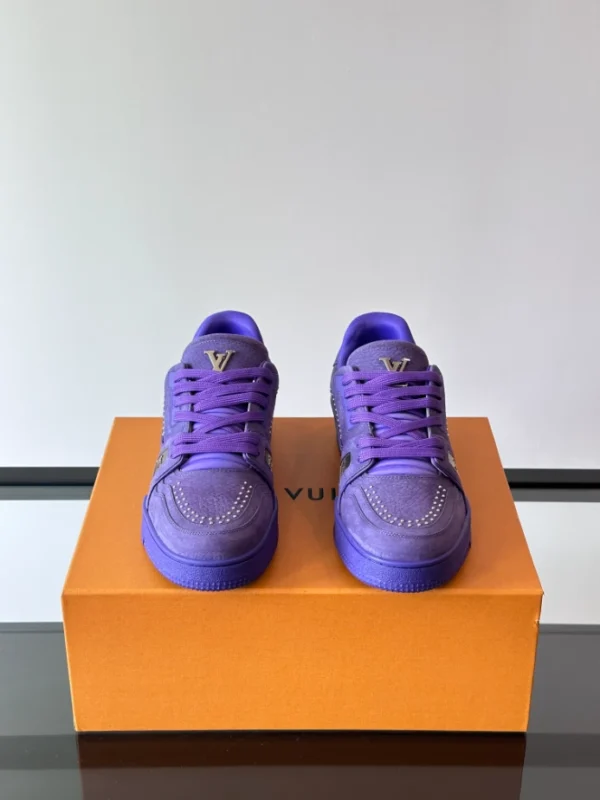 Louis Vuitton Trainer Sneaker - LS259