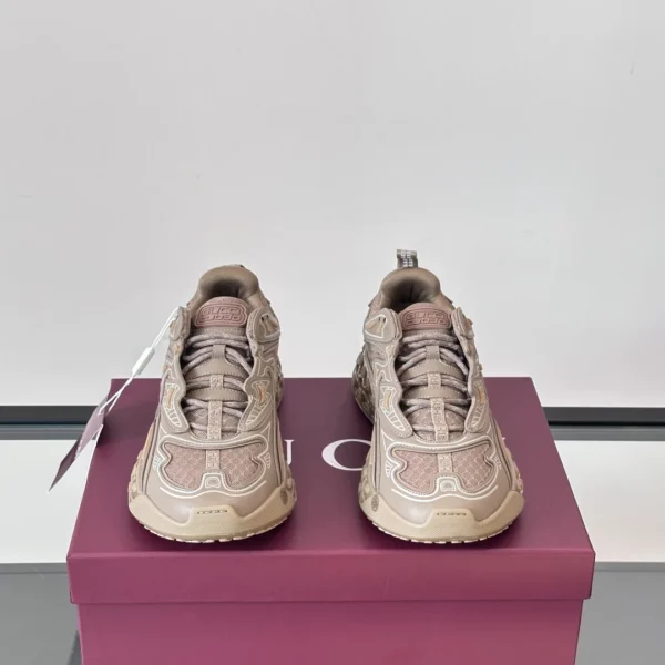 Gucci Cub3d Trainer Sneaker in Brown - CS111