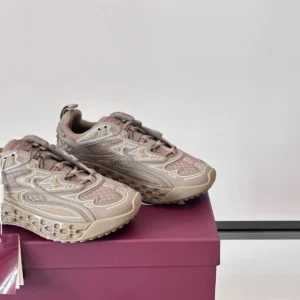 Gucci Cub3d Trainer Sneaker in Brown - CS111