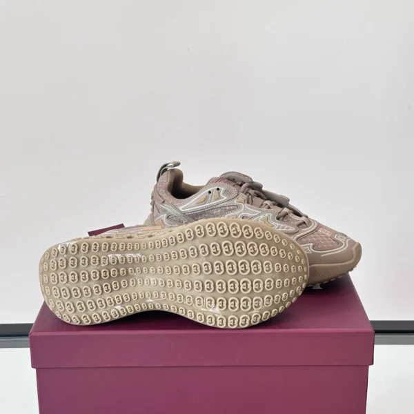 Gucci Cub3d Trainer Sneaker in Brown - CS111