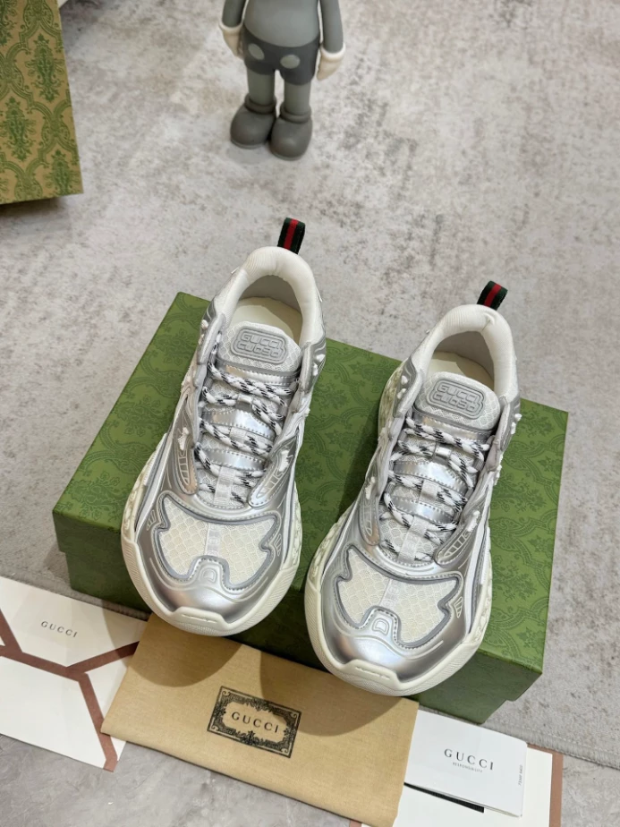 Gucci Cub3d Trainer Sneaker in Grey and White - CS114