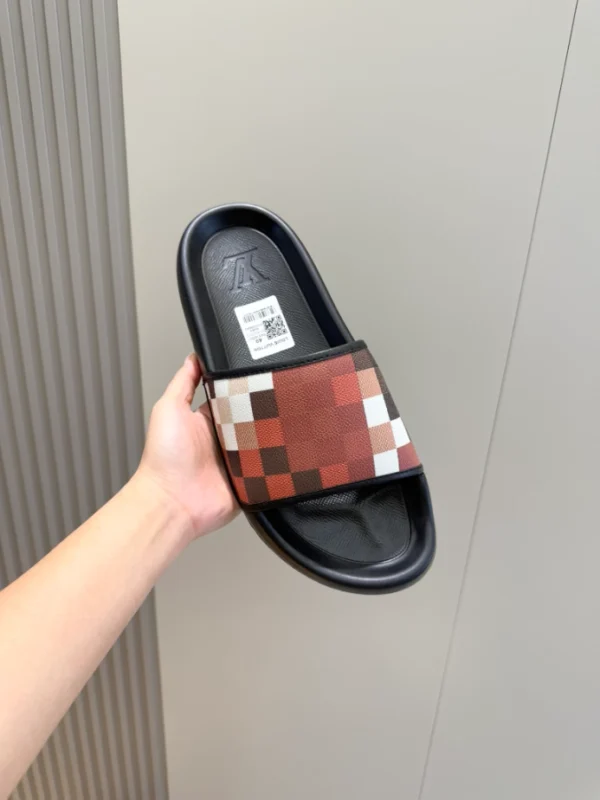 Louis Vuitton Slippers - SL51