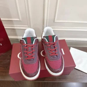 Women's Gucci Re-Web Sneakers - CS121
