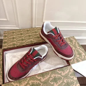 Women's Gucci Re-Web Sneakers - CS121