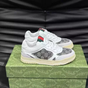 Women's Gucci Re-Web Sneakers - CS122