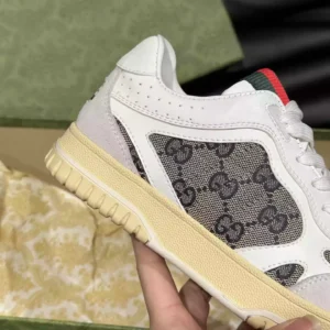 Women's Gucci Re-Web Sneakers - CS122