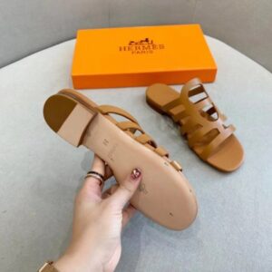 Hermes Camelia Slide Sandals In Brown Calfskin - HSM43