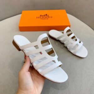 Hermes Camelia Slide Sandals In White Calfskin - HSM44