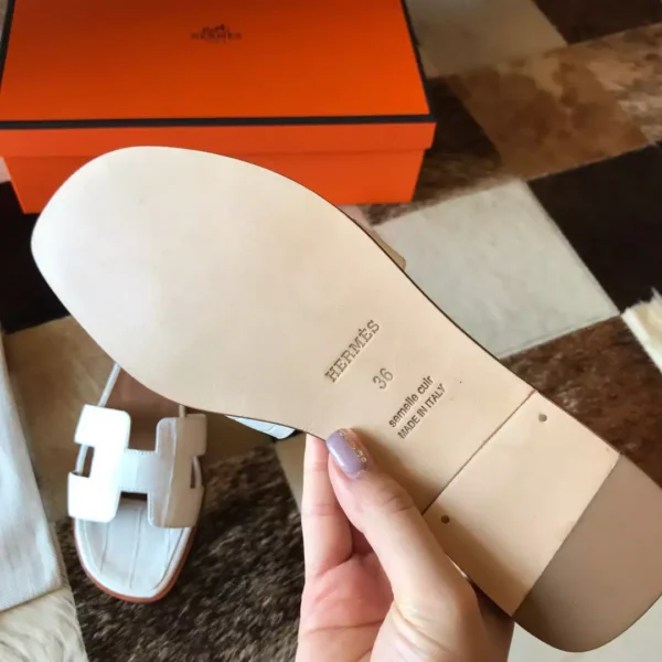 Hermes Oran Sandal - HSM03
