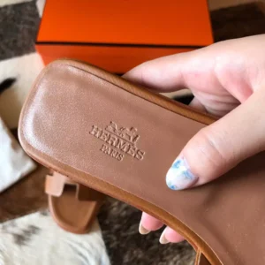 Hermes Oran Sandal - HSM06