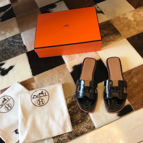 Hermes Oran Sandal - HSM11