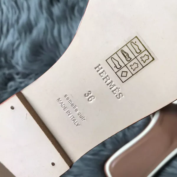 Hermes Oran Sandal - HSM25