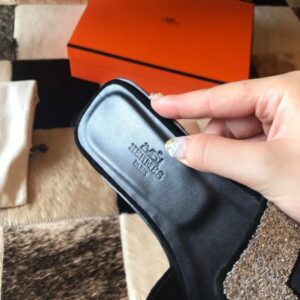 Hermes Oran Sandal - HSM30