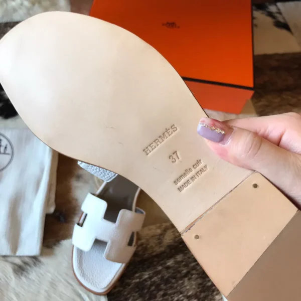 Hermes Oran Sandal - HSM35