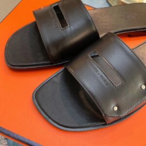 Hermes View Slide Sandals In Black Leather - HSM36
