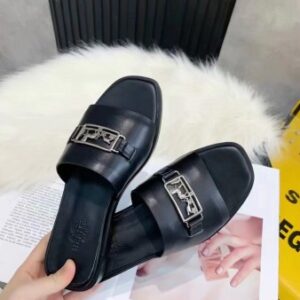 Hermes Villa Slide Sandals In Black Leather - HSM40