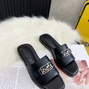 Hermes Villa Slide Sandals In Black Leather - HSM40