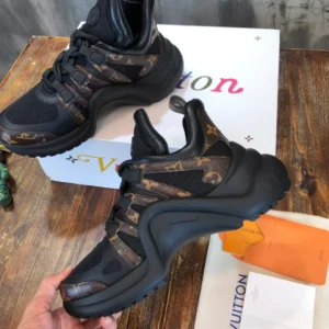 Louis Vuitton Archlight Sneaker - LS287