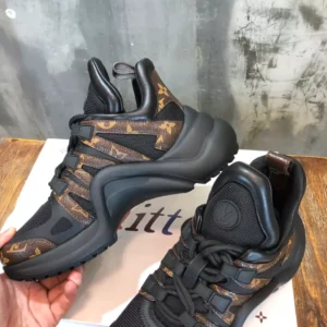 Louis Vuitton Archlight Sneaker - LS287
