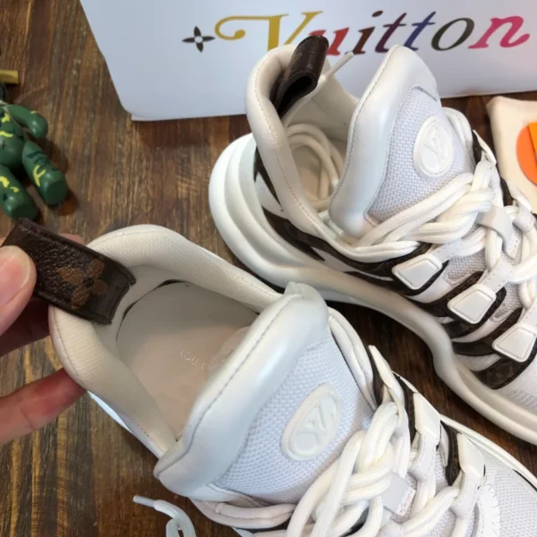 Louis Vuitton Archlight Sneaker - LS288